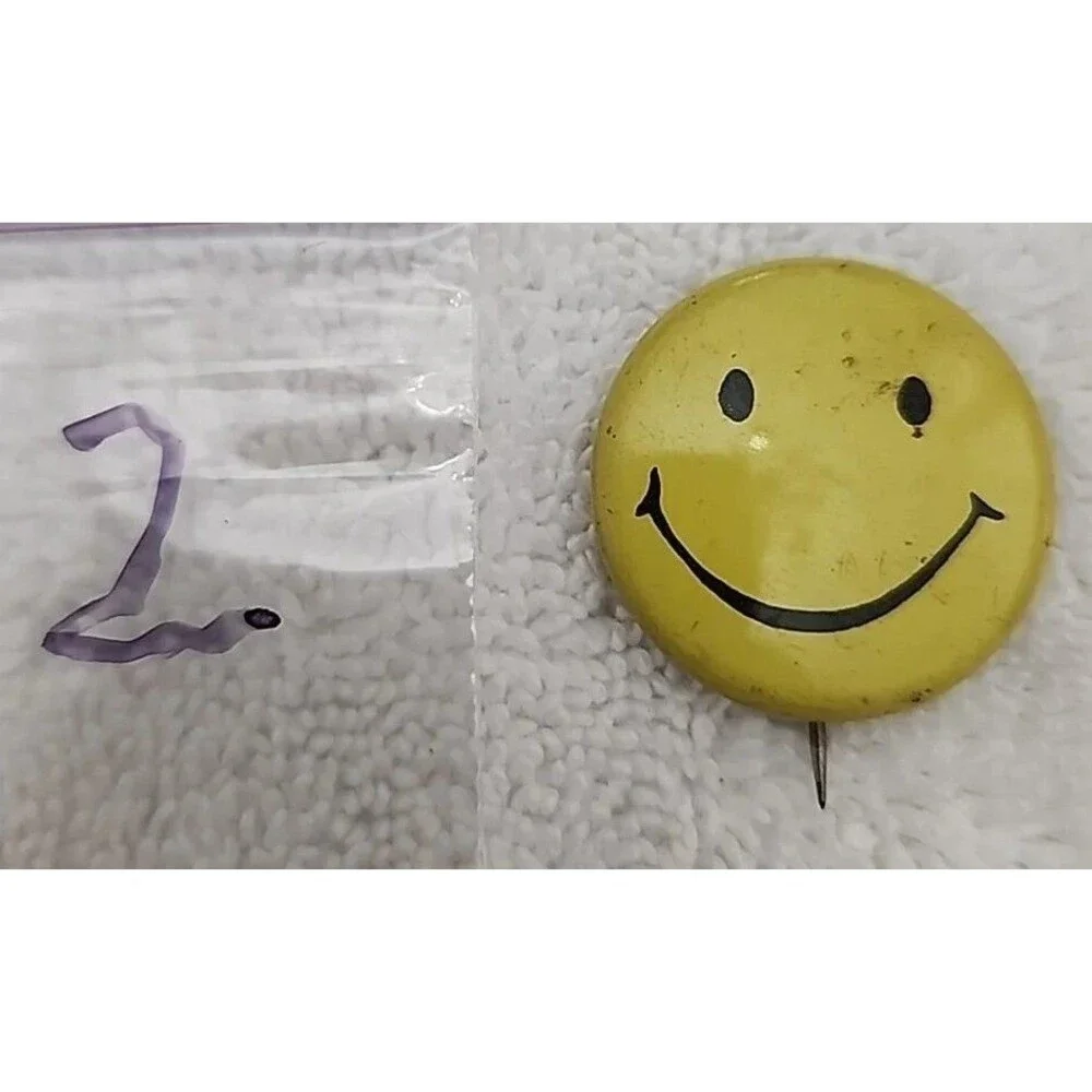 Pin Smiling Face Button 1960s Yellow Badge Rare Collectible Vintage
